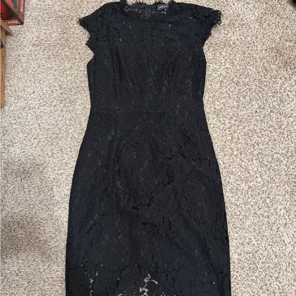 Elegant Black Lace Dress brand new with tags size medium never worn